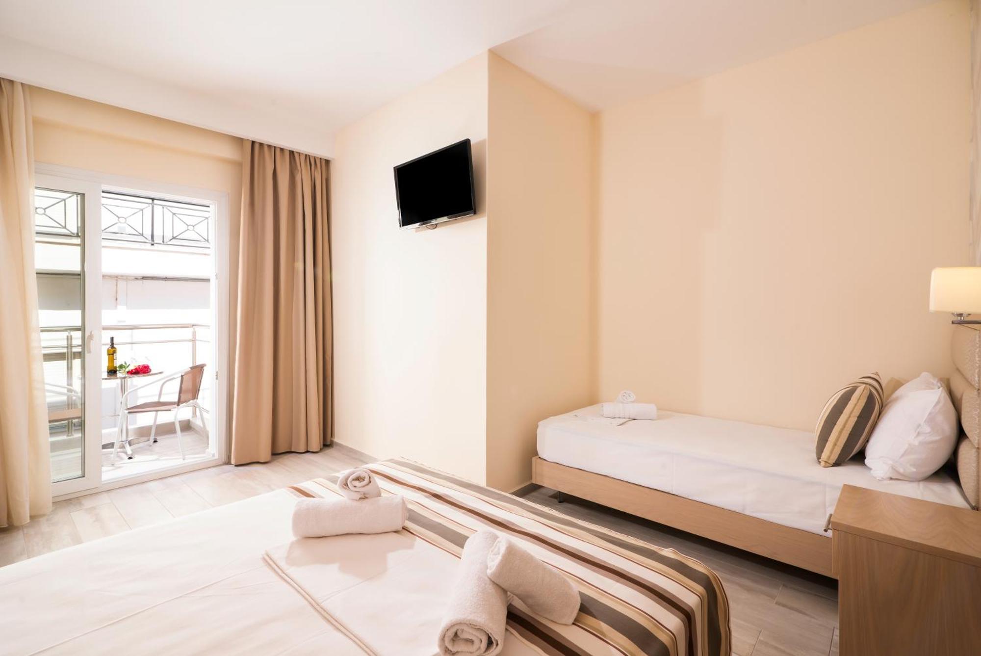 Aparthotel Star Bay Luxury Limenaria  Habitación foto